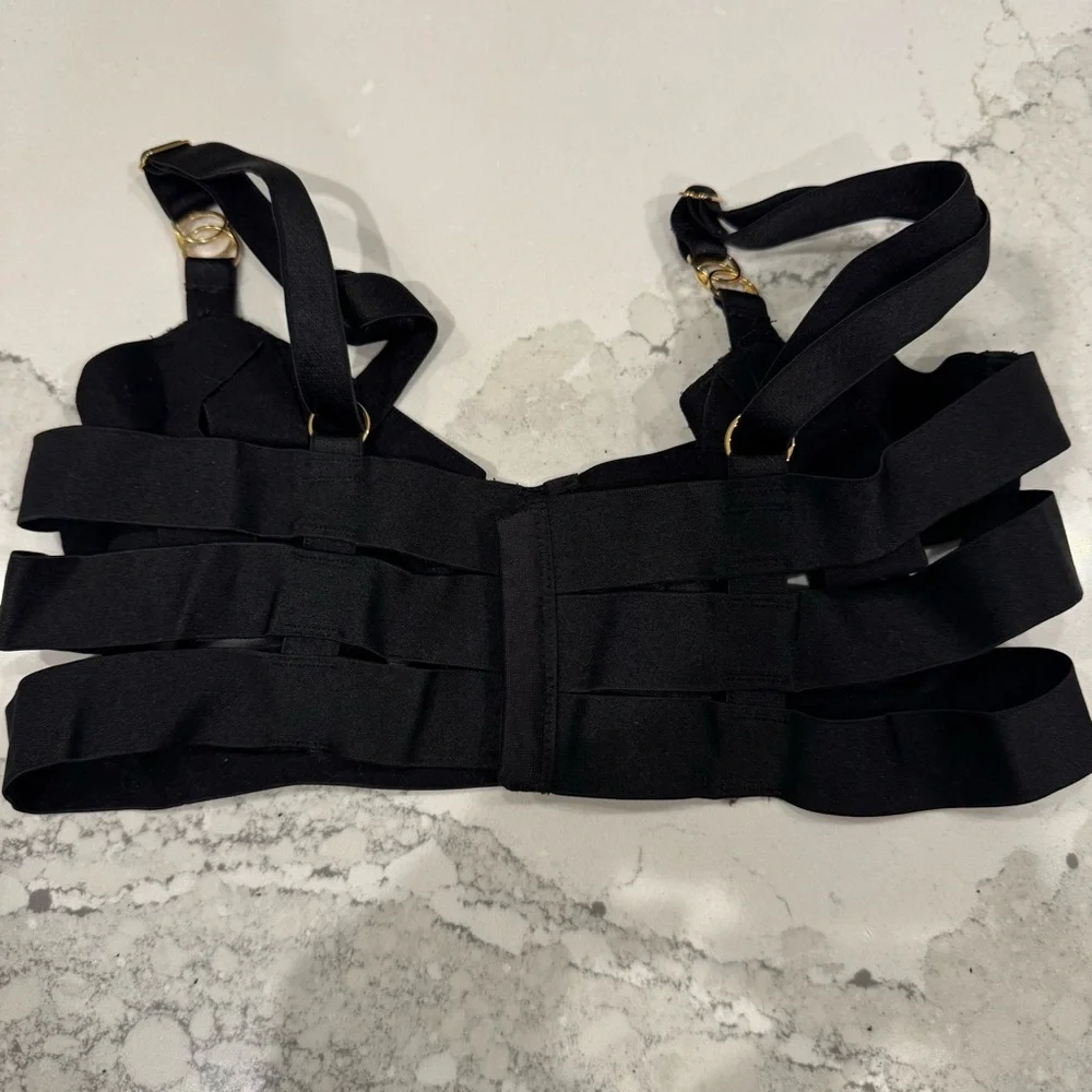 Victoria’s Secret Black Strappy Unlined Bra Size 32B